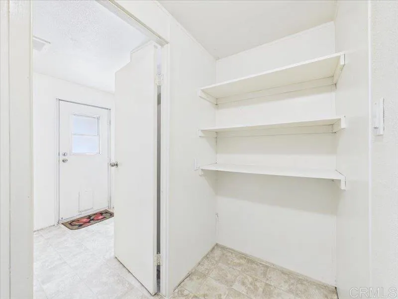 https://cdn.realtyfeed.com/cdn/127/306723006/e0255e194565884f5c1efd2285e93b45.webp