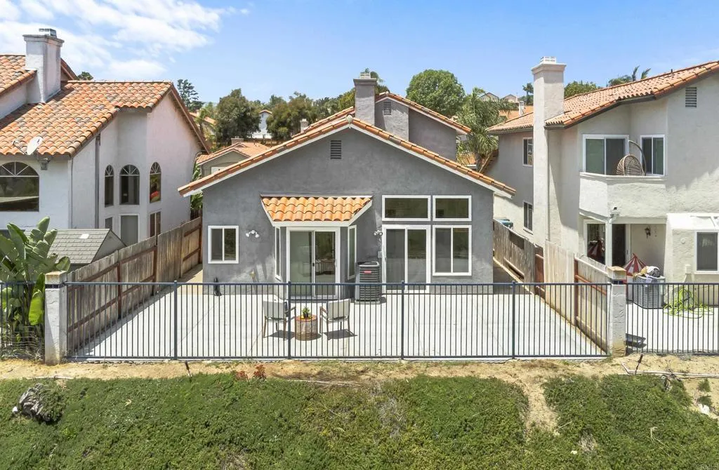https://cdn.realtyfeed.com/cdn/127/306723111/08de66e05df8cd4c14c4d41a3710398c.webp