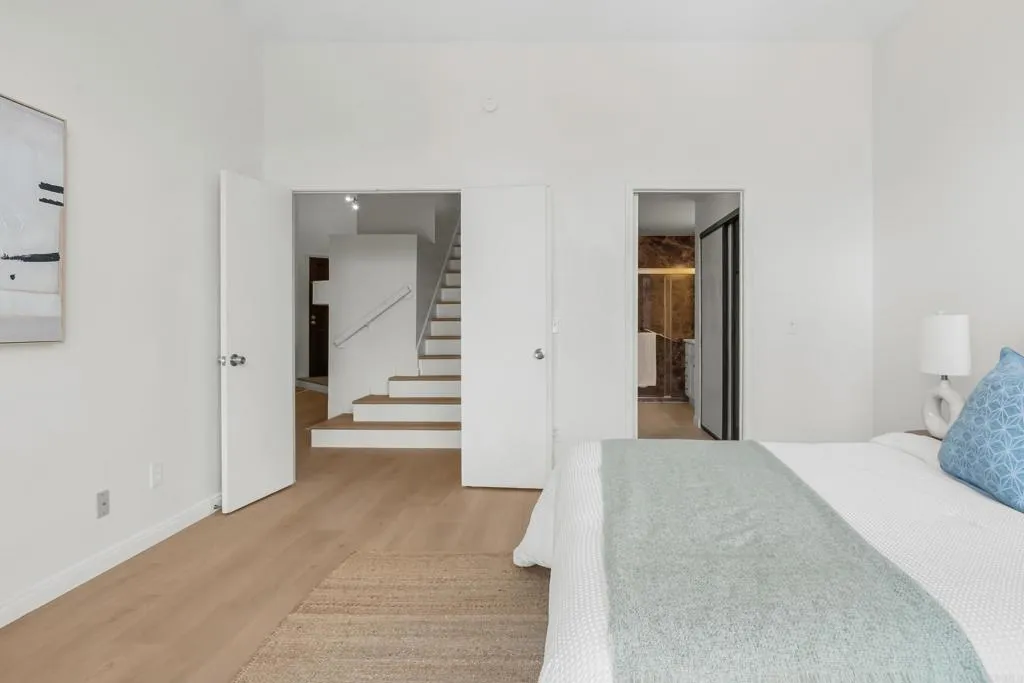 https://cdn.realtyfeed.com/cdn/127/306723111/21077e57b07a558599e6b750c22c63a2.webp