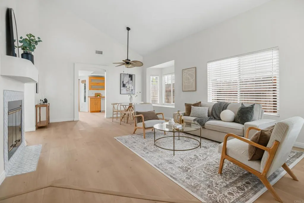 https://cdn.realtyfeed.com/cdn/127/306723111/7684e46b89d8b831fce2b4e3b9faec05.webp