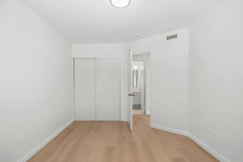 https://cdn.realtyfeed.com/cdn/127/306723111/9feba2d7d0fcf5b48e090f21d9d8e598.webp