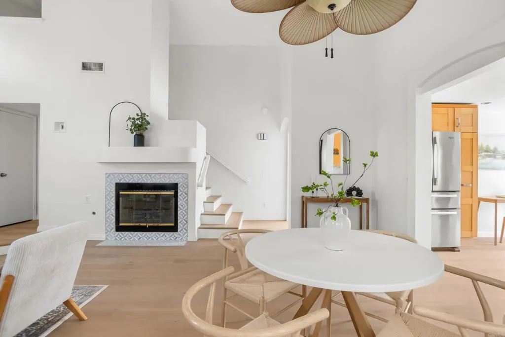 https://cdn.realtyfeed.com/cdn/127/306723111/a001c2b2e676cc4902c399cf7116c240.webp