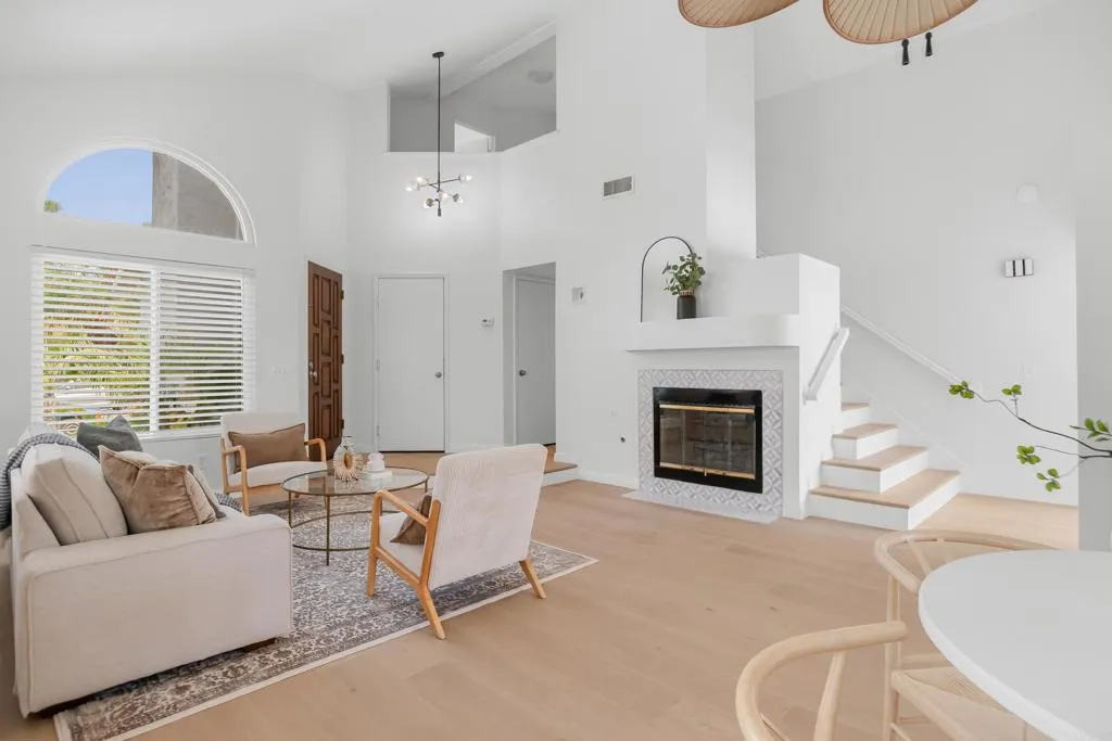 https://cdn.realtyfeed.com/cdn/127/306723111/bc1c640a4bb13dbb7cb99efe61dda730.webp