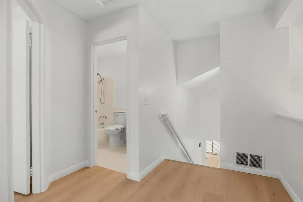 https://cdn.realtyfeed.com/cdn/127/306723111/fda956c02554bc5cacd879f9dde72857.webp