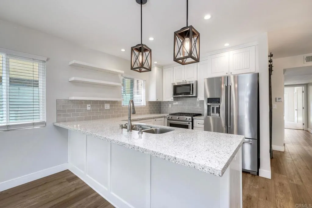 https://cdn.realtyfeed.com/cdn/127/306723113/7e5f008c4162eb71bcdadc30736e8d2c.webp
