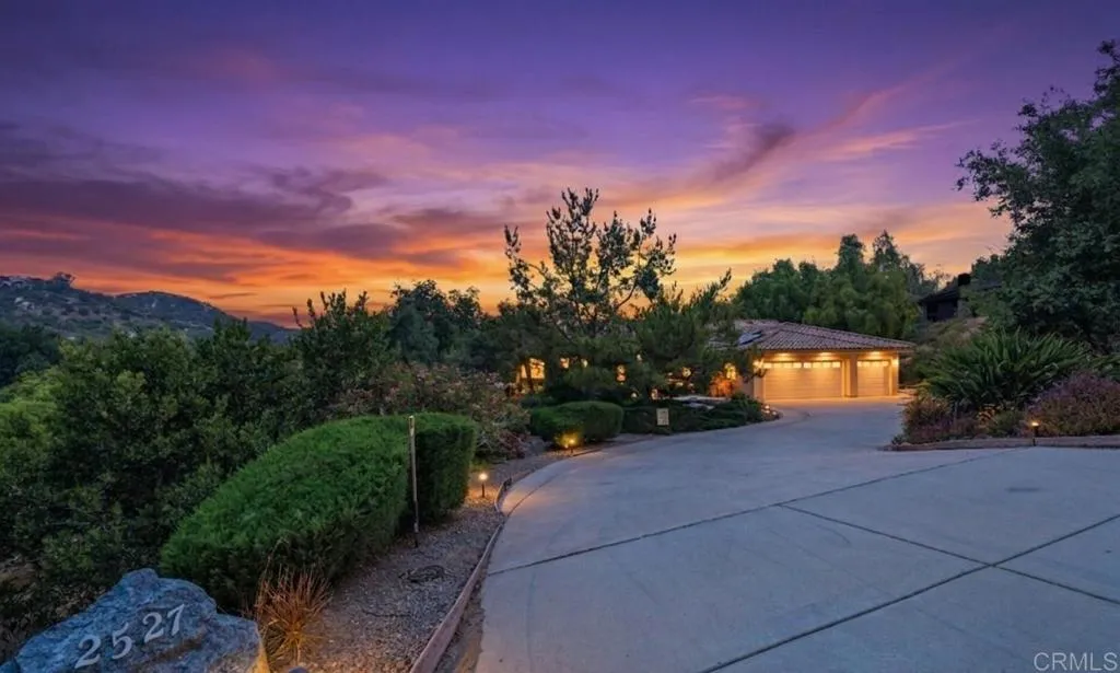 https://cdn.realtyfeed.com/cdn/127/306723126/9f450315c11b287d59c8942e4f4173b9.webp