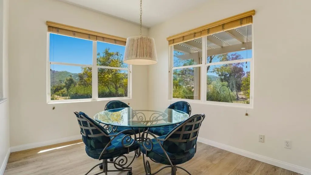 https://cdn.realtyfeed.com/cdn/127/306723126/a413da9600471273c30485fc4ccc9dde.webp