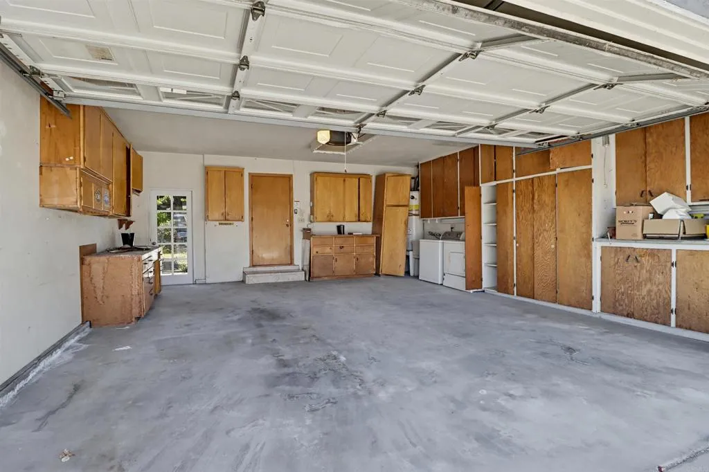 https://cdn.realtyfeed.com/cdn/127/306723136/492ba537cf12ae5f7f7651b91fe60d5a.webp