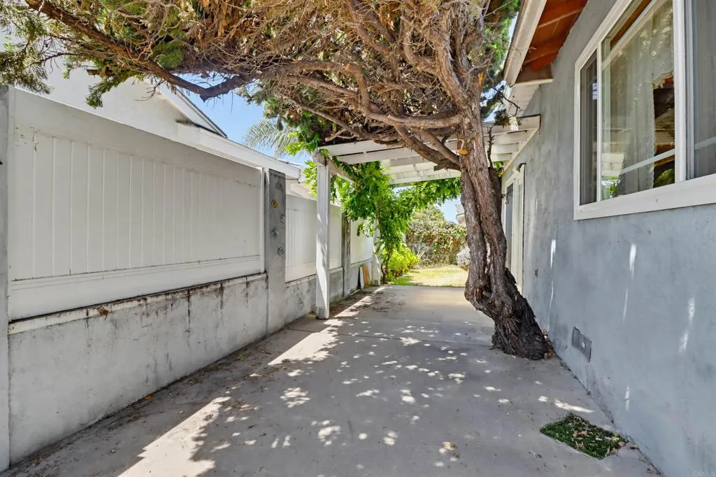 https://cdn.realtyfeed.com/cdn/127/306723136/96f52ce84e31600c05cad07fa1654d2b.webp