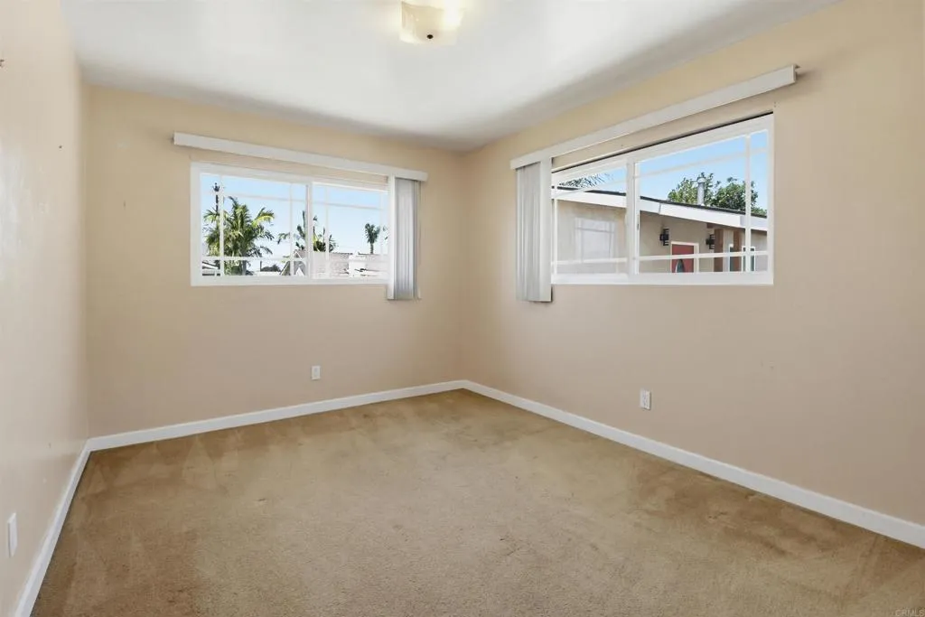 https://cdn.realtyfeed.com/cdn/127/306723136/d5603709a1a6dd60eba7292919768c8d.webp
