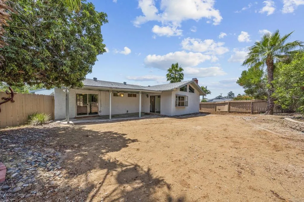 https://cdn.realtyfeed.com/cdn/127/306723156/a162e3d1bd336d79fe1ff0cc705fb62a.webp