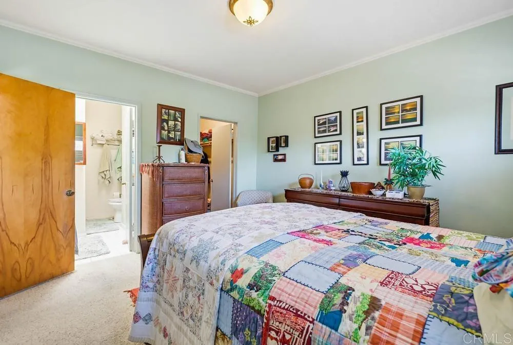 https://cdn.realtyfeed.com/cdn/127/306723165/64edd756f979c468fca108e15166f2d3.webp