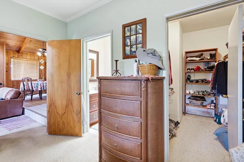https://cdn.realtyfeed.com/cdn/127/306723165/a155b8bdeb58a38249cdbee9e9183503.webp