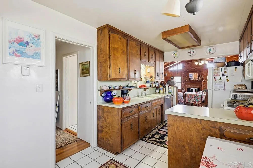 https://cdn.realtyfeed.com/cdn/127/306723165/aff11dc907bdc6508d0e013526887fd1.webp
