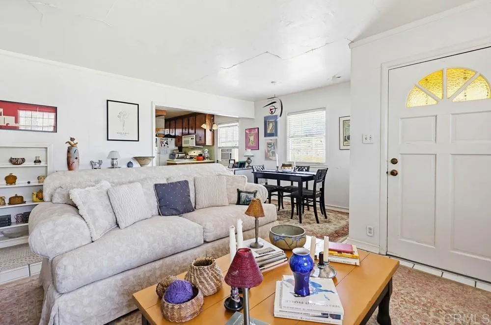 https://cdn.realtyfeed.com/cdn/127/306723165/c56aeab1ed0762ea16744cb604e10ec1.webp