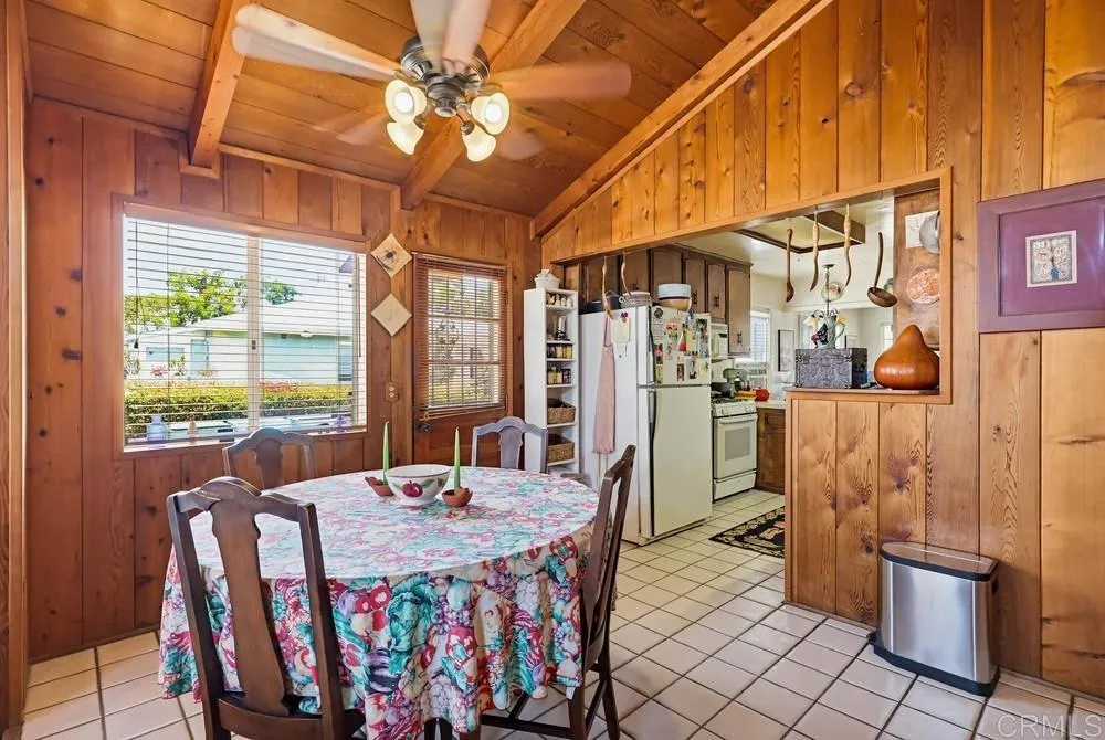 https://cdn.realtyfeed.com/cdn/127/306723165/ff6bafaabdfd478dc17c515721316323.webp