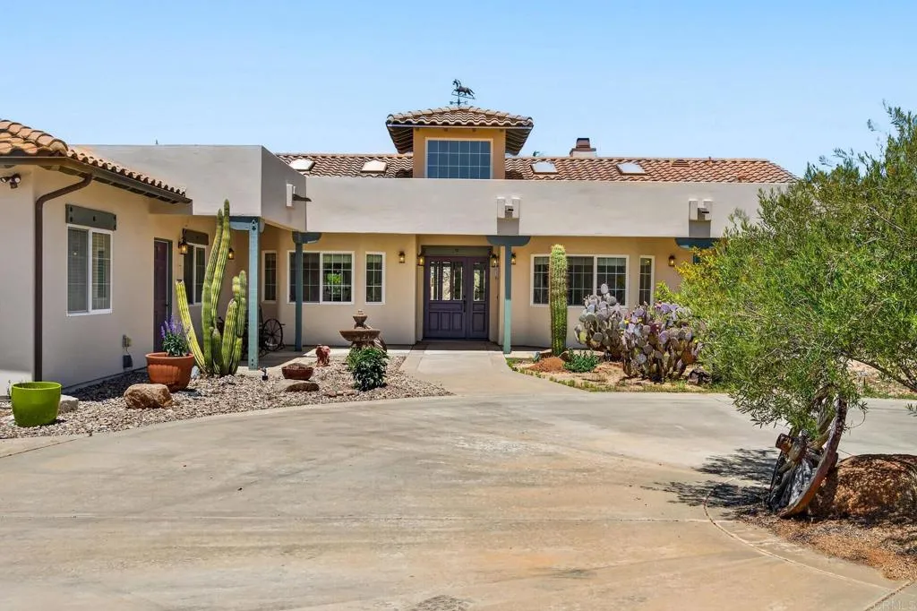 https://cdn.realtyfeed.com/cdn/127/306723175/d5404ec0f2135238bad2c07244fb6adf.webp