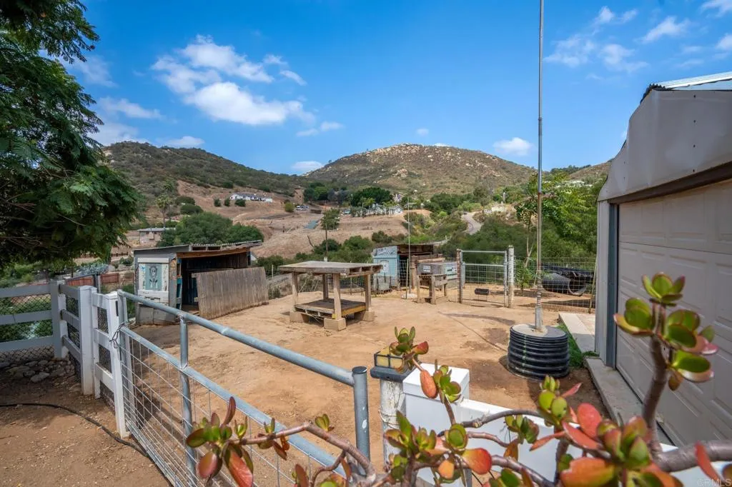 https://cdn.realtyfeed.com/cdn/127/306723176/05614c5899722c0e5e56cc9cba67d0d6.webp