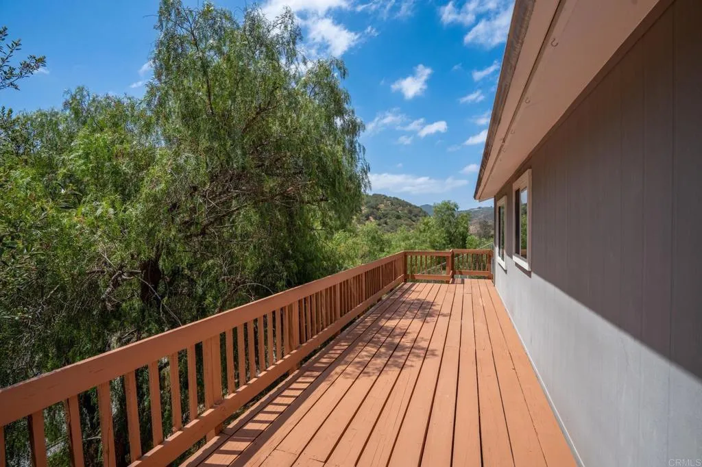 https://cdn.realtyfeed.com/cdn/127/306723176/244f9b27de9f9f9bb48e1de476492954.webp