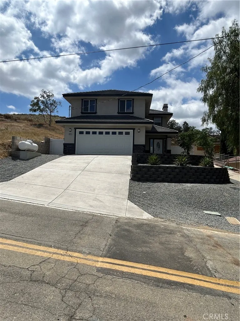 Lake Elsinore, CA 92530