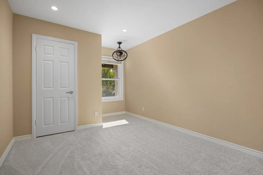 https://cdn.realtyfeed.com/cdn/127/306723343/1d8c49d646295d3d7ed1c5e9ed9072fc.webp
