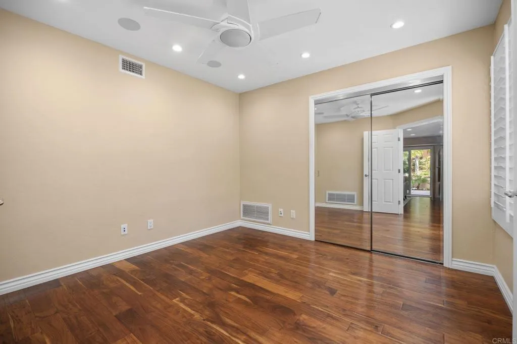 https://cdn.realtyfeed.com/cdn/127/306723343/ca38f58894bc0d7172aac24ae8fc97eb.webp