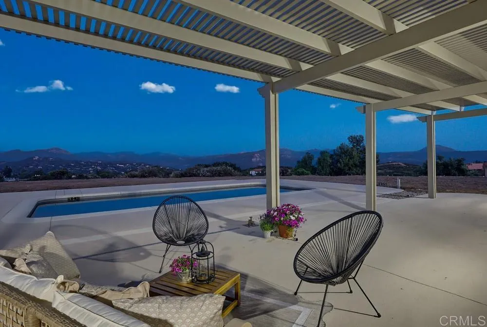 https://cdn.realtyfeed.com/cdn/127/306723345/2329b3c03eb135bd0c3a1712c05c61d6.webp