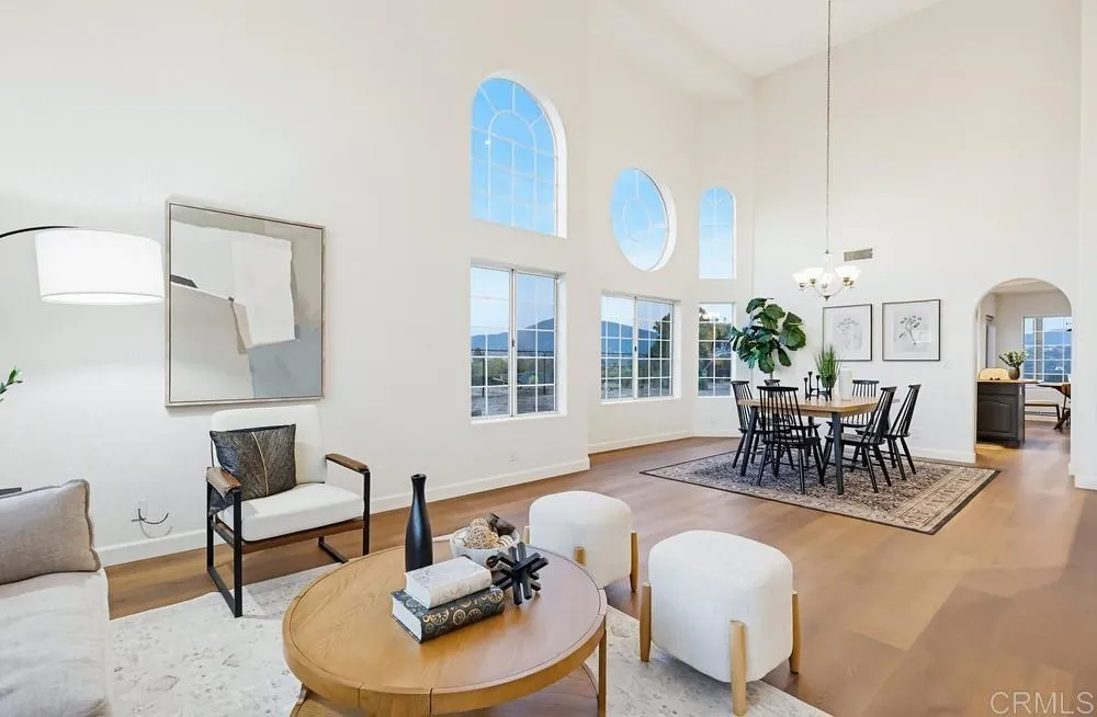 https://cdn.realtyfeed.com/cdn/127/306723345/64df991212d7392919c996bbf04d7f7f.webp