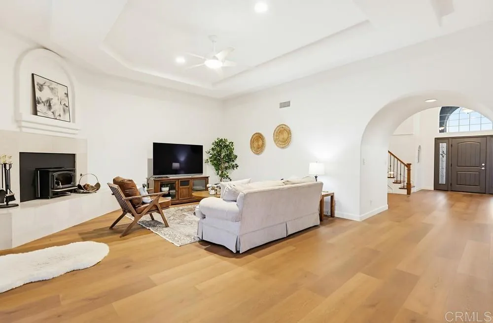 https://cdn.realtyfeed.com/cdn/127/306723345/87c85e68ef71788842da943b7d898aa2.webp