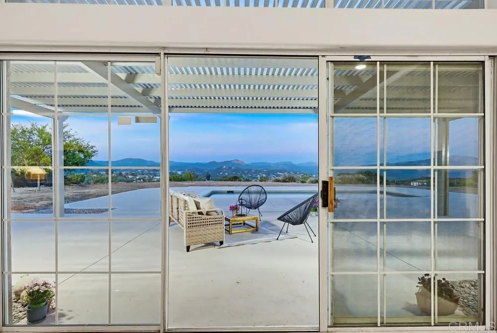 https://cdn.realtyfeed.com/cdn/127/306723345/c4016b4b9c43a9c3ab2cb649af45a464.webp