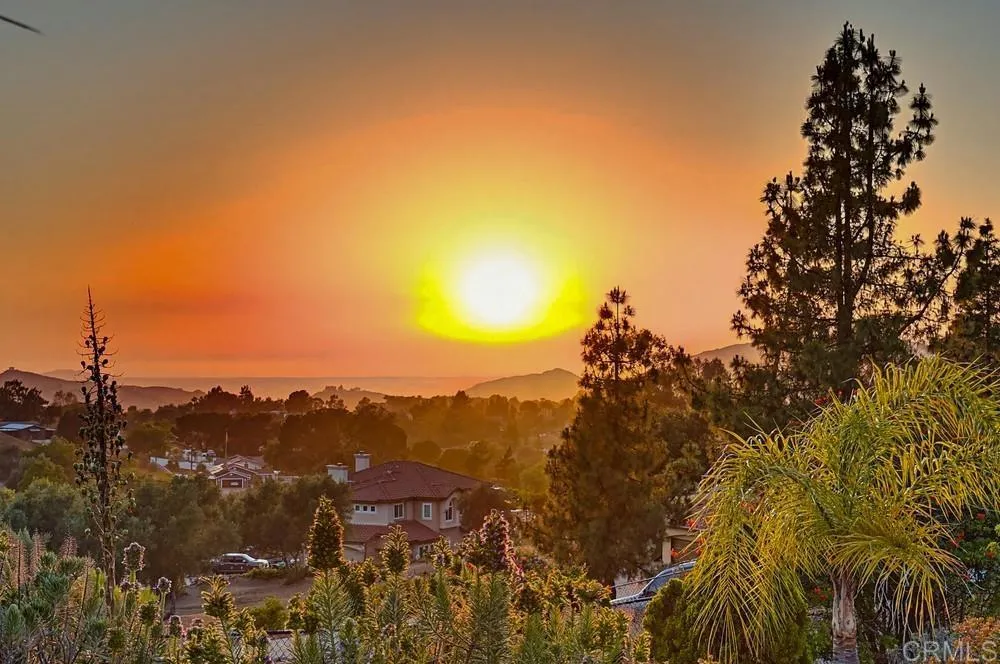 https://cdn.realtyfeed.com/cdn/127/306723345/caefc05e4cc6ec7a3ff718c955944517.webp