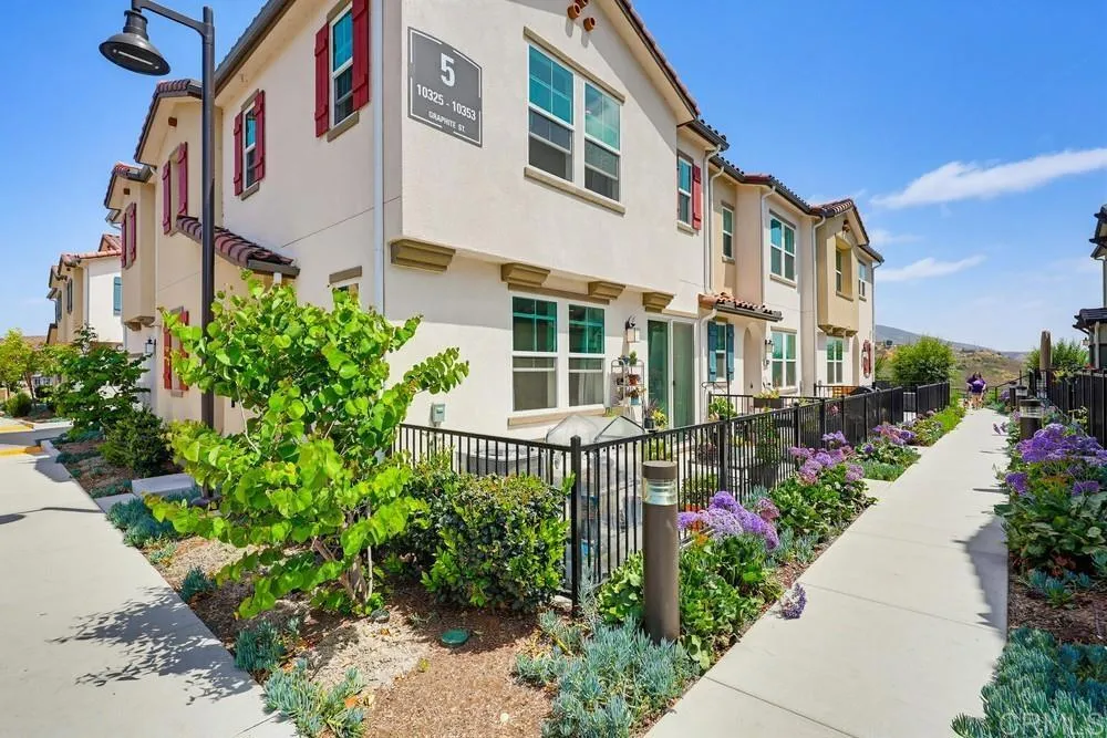 https://cdn.realtyfeed.com/cdn/127/306723377/068846520fc3551b11e9f847b457000f.webp