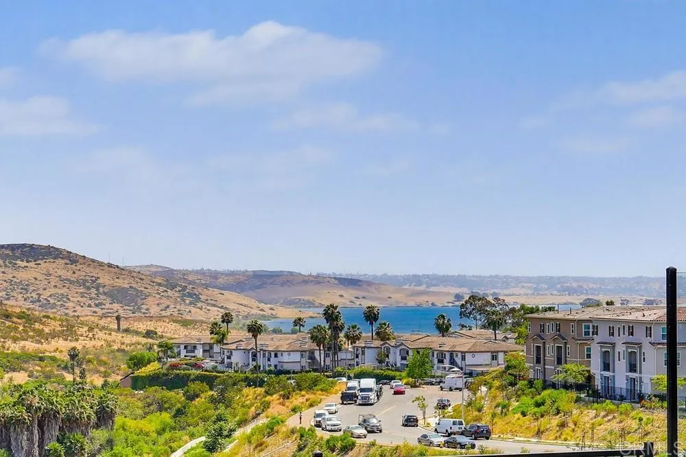 https://cdn.realtyfeed.com/cdn/127/306723377/30222ad0d76a308284419848c0053797.webp