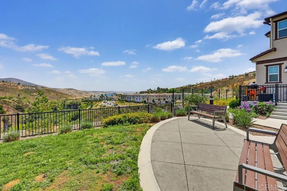 https://cdn.realtyfeed.com/cdn/127/306723377/401a36a2a456efca352079c448d2d1d8.webp