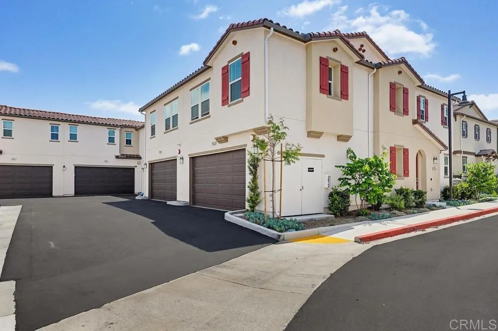 https://cdn.realtyfeed.com/cdn/127/306723377/b91d9c76f3c480c041db8a0c1be732c2.webp