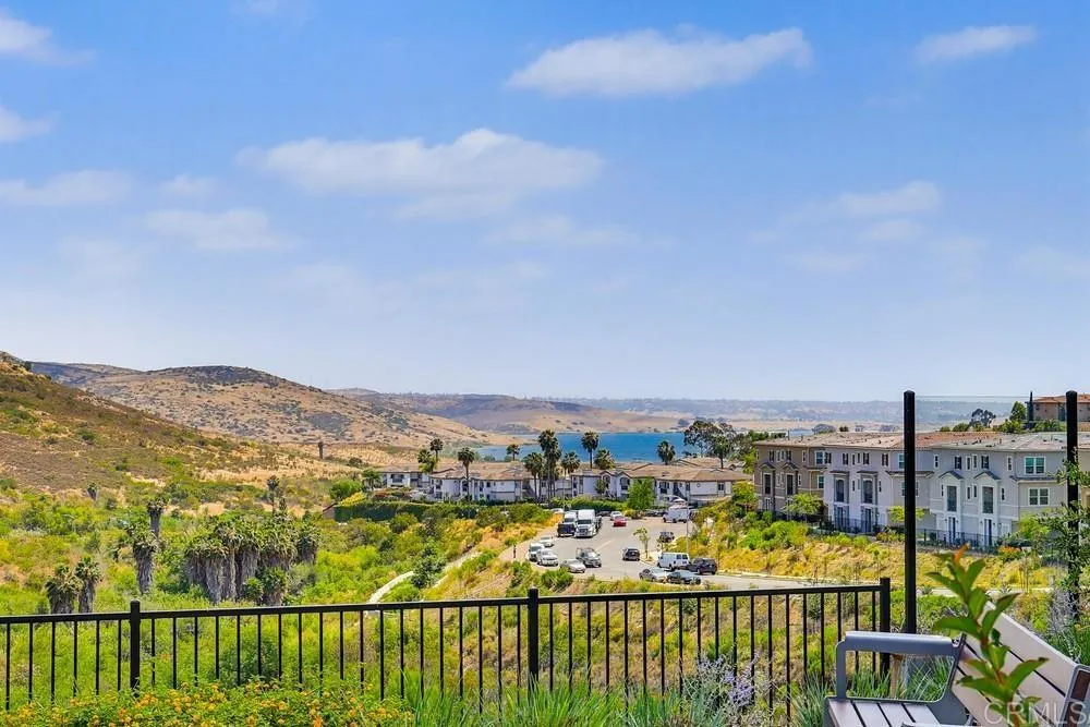 https://cdn.realtyfeed.com/cdn/127/306723377/bf48ff7a8438504fa30c6194ff90ca11.webp