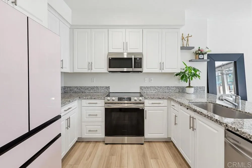 https://cdn.realtyfeed.com/cdn/127/306723377/c97609a66f12d919d1dea7099d053dbd.webp