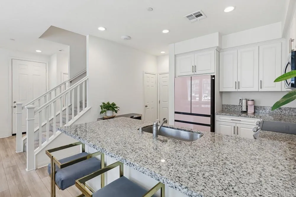 https://cdn.realtyfeed.com/cdn/127/306723377/f11d300020ccf3f30838634a83d8f870.webp