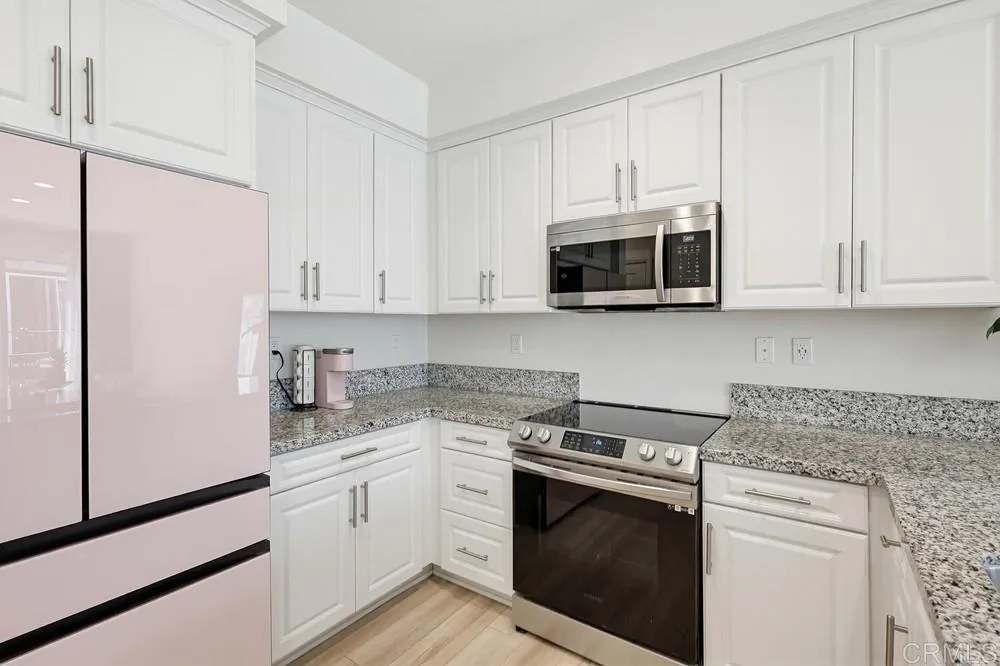 https://cdn.realtyfeed.com/cdn/127/306723377/f8188d668371bba3c7c8370833fd55b0.webp