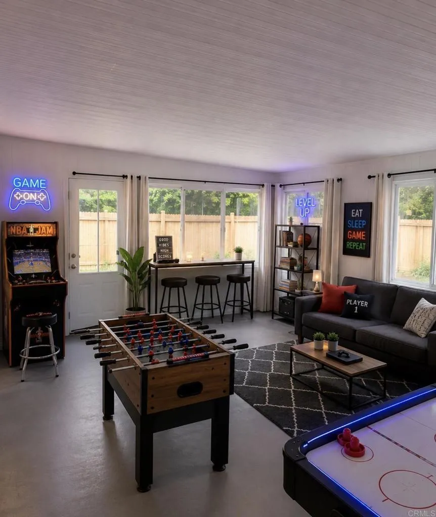https://cdn.realtyfeed.com/cdn/127/306723385/a9a8f8f6352c041e7f1dfcc89ec48cbf.webp