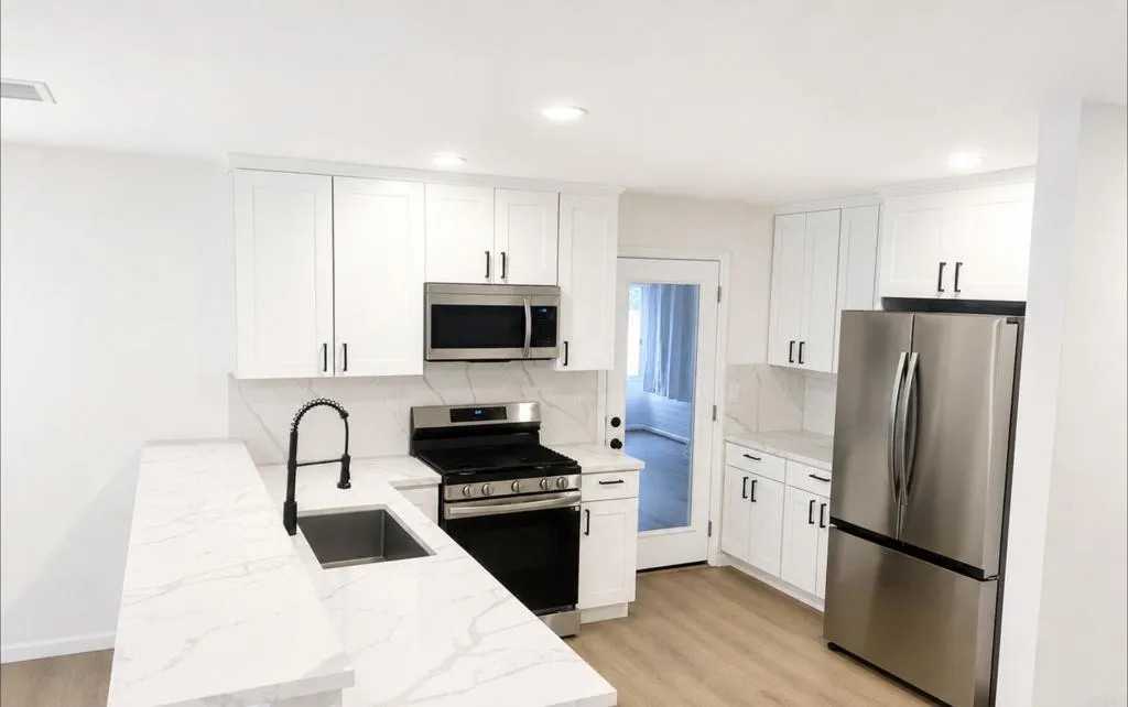 https://cdn.realtyfeed.com/cdn/127/306723385/e318bf061908bab801c5e35181e9f47d.webp