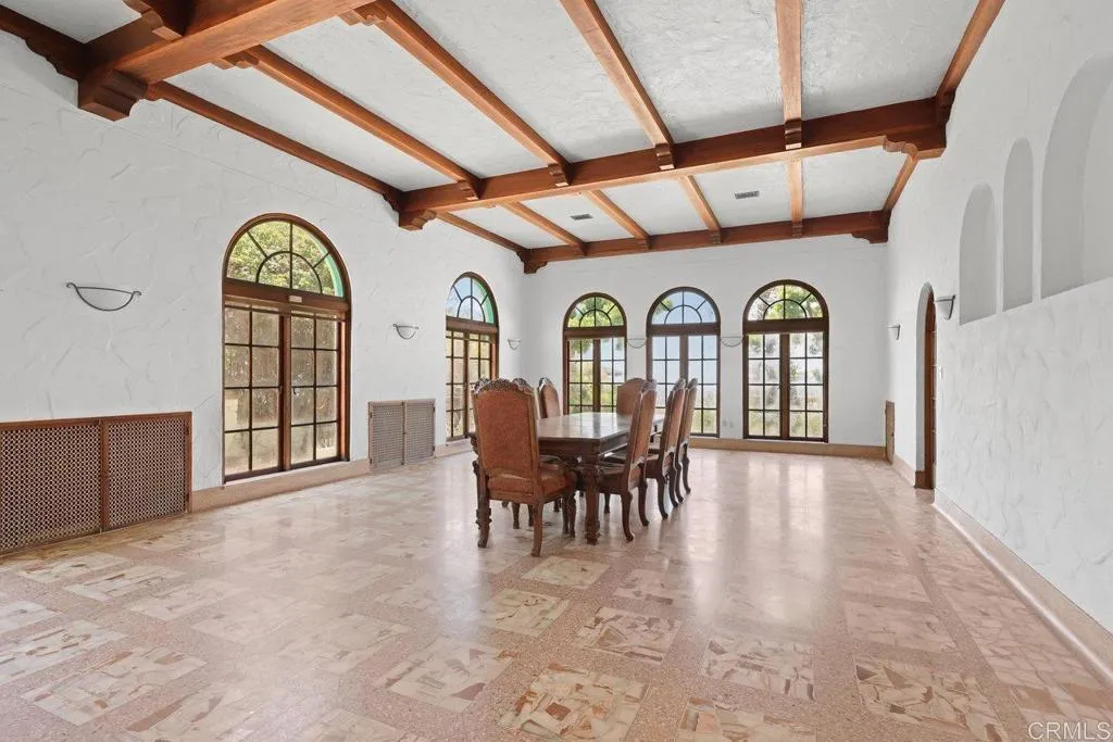 https://cdn.realtyfeed.com/cdn/127/306723387/2e6996e61b5273ca9a071e3d48091938.webp