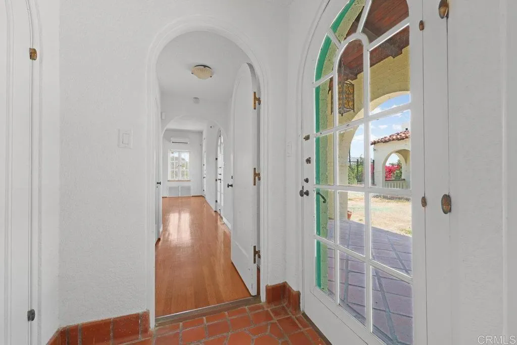 https://cdn.realtyfeed.com/cdn/127/306723387/5c6f9d54046e399bda0c5e646b973134.webp
