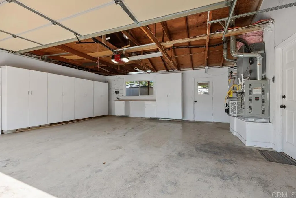https://cdn.realtyfeed.com/cdn/127/306723408/885ed48bb4897e94336e07a96efcdeec.webp