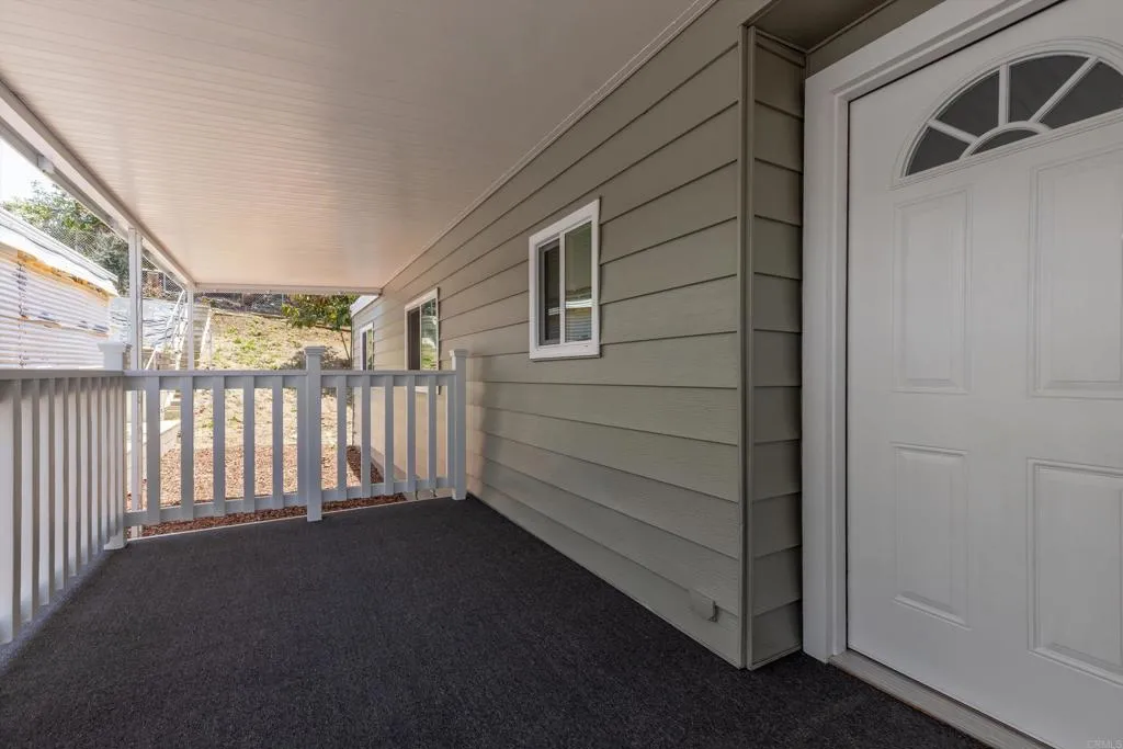 https://cdn.realtyfeed.com/cdn/127/306723437/221eb4dc3e46441ea9bdd89723bce8f8.webp