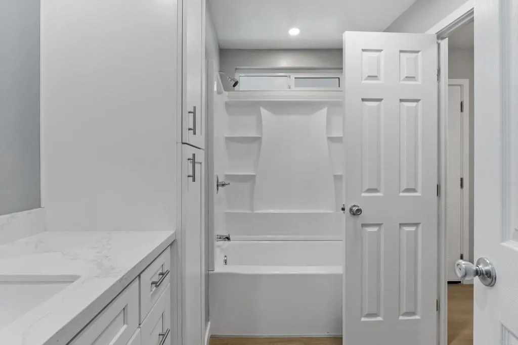 https://cdn.realtyfeed.com/cdn/127/306723437/67915f018b4d504f5b5fff108669034a.webp