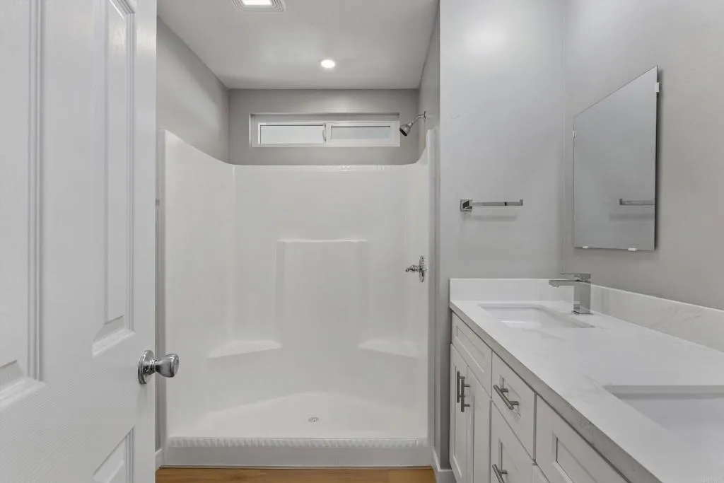 https://cdn.realtyfeed.com/cdn/127/306723437/945924ff2581d45a38b013a0ba75a406.webp