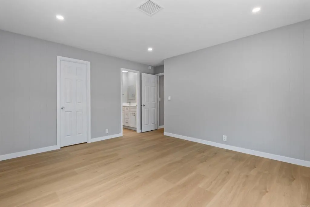 https://cdn.realtyfeed.com/cdn/127/306723437/c64e7f20164931b8fd84d8a1b4cfb498.webp