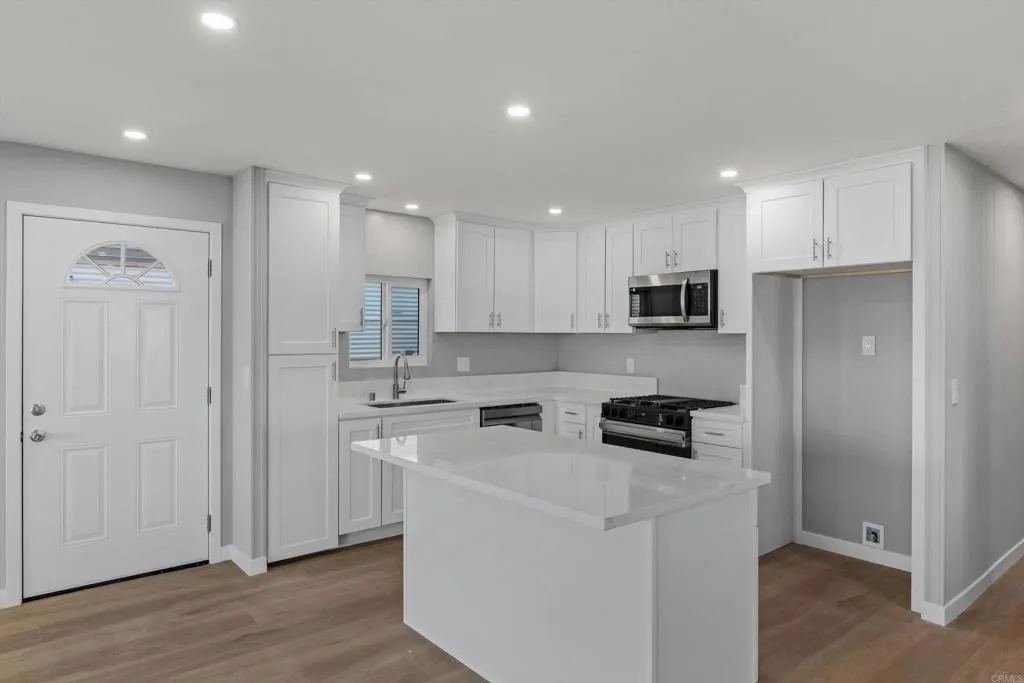 https://cdn.realtyfeed.com/cdn/127/306723437/cd6ed2bc67b8be87942b2b0cbd711ab4.webp