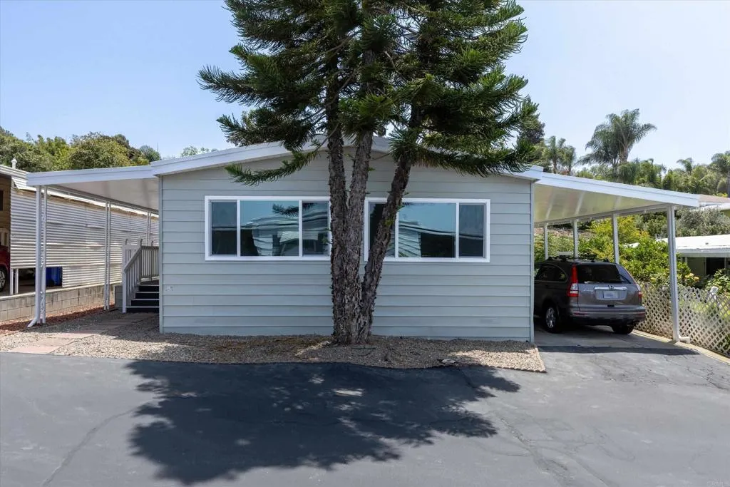 https://cdn.realtyfeed.com/cdn/127/306723437/de95190e47a07de31c0d4a07b25cc3ee.webp